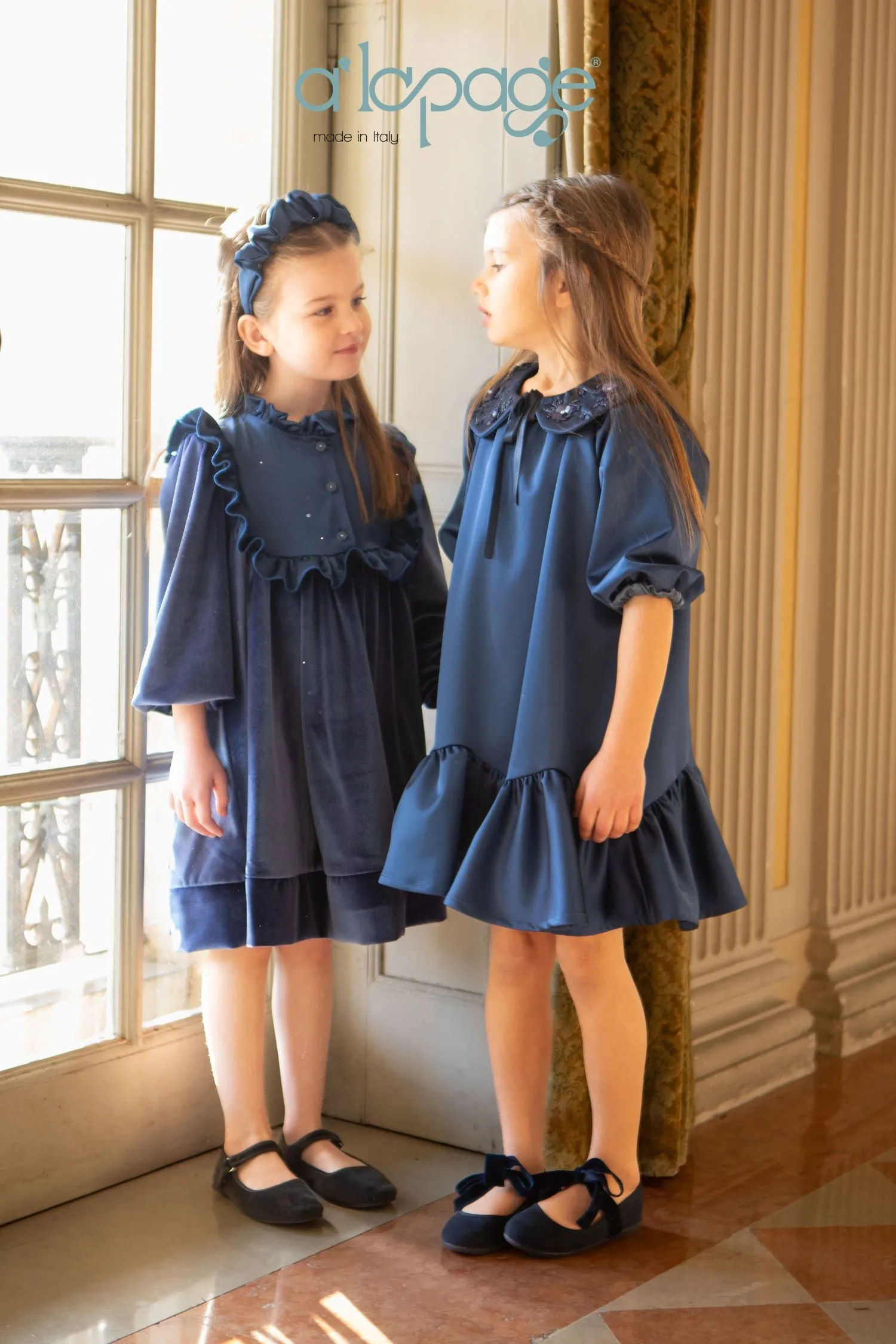 ALAPAGE SMEMORINA SATIN DRESS WITH EMBROIDERED DETACHABLE COLLAR