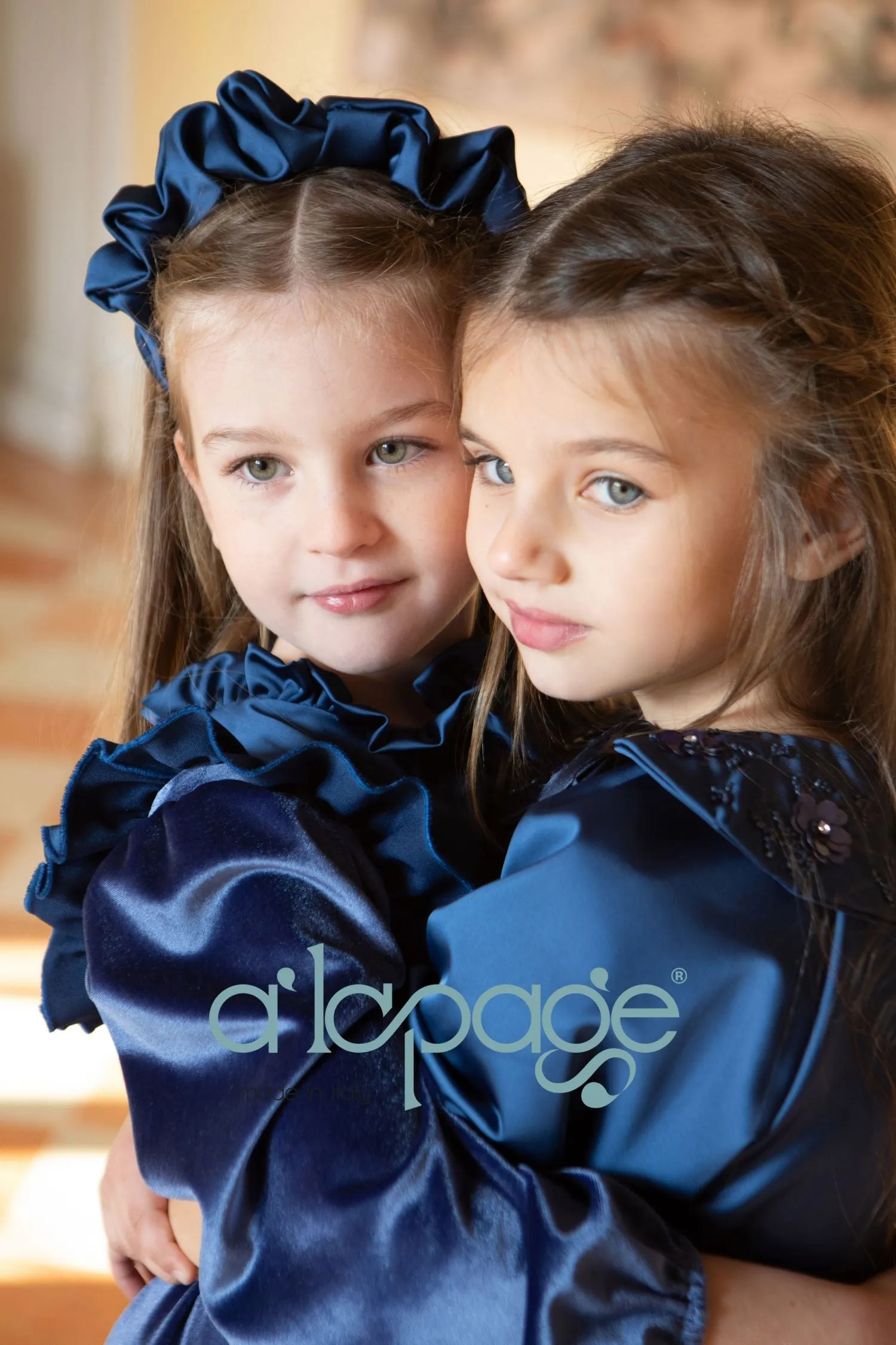 ALAPAGE SMEMORINA SATIN DRESS WITH EMBROIDERED DETACHABLE COLLAR