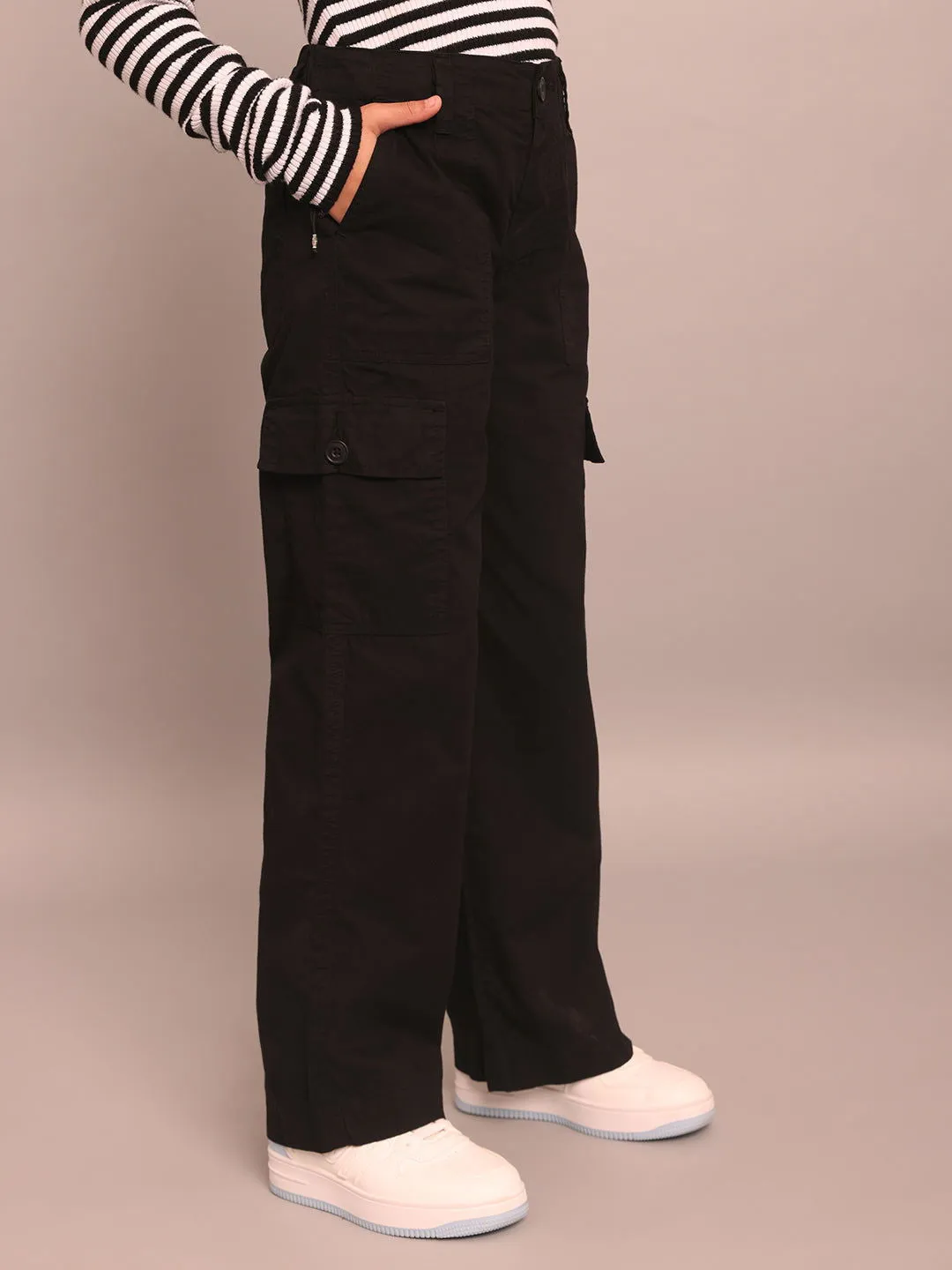 Black cargo pants
