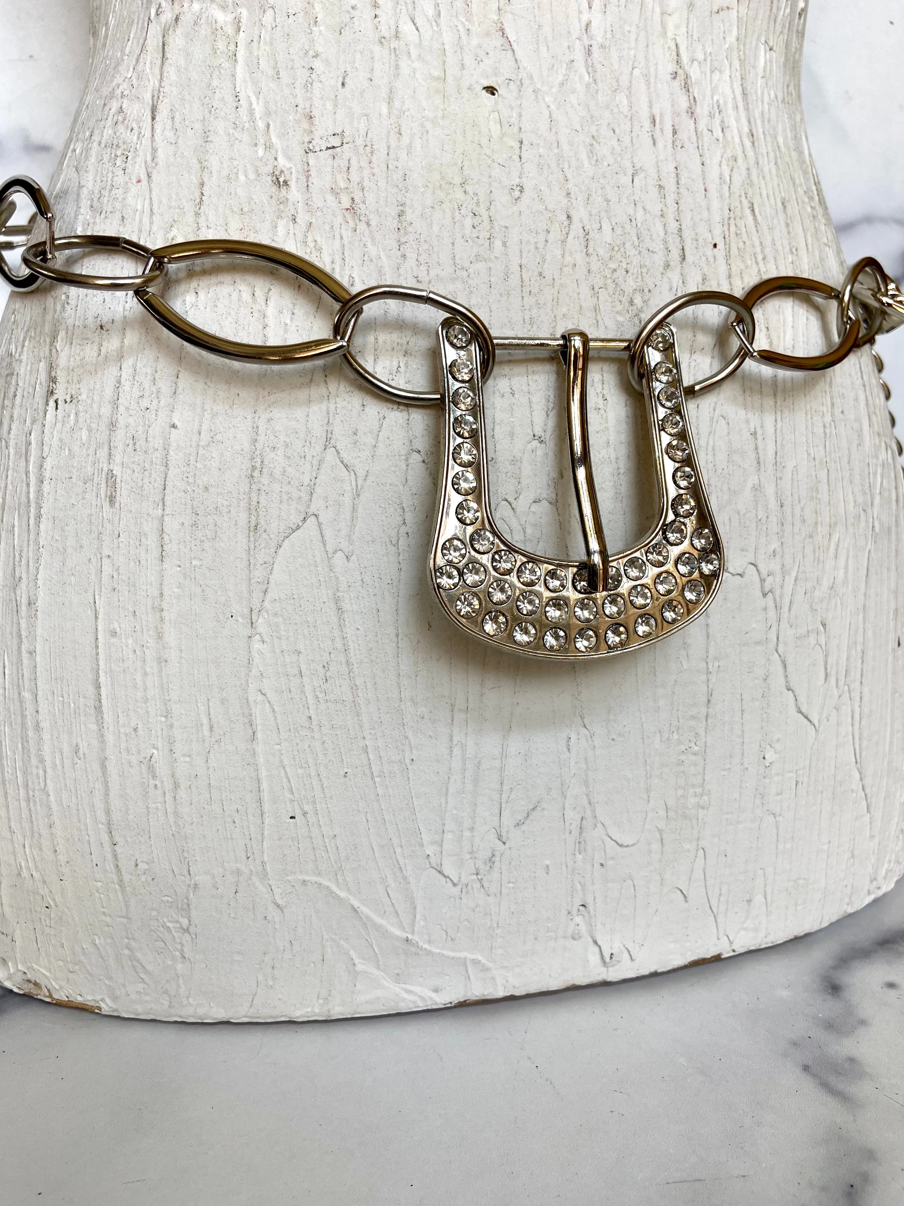 Diamond buckle belt
