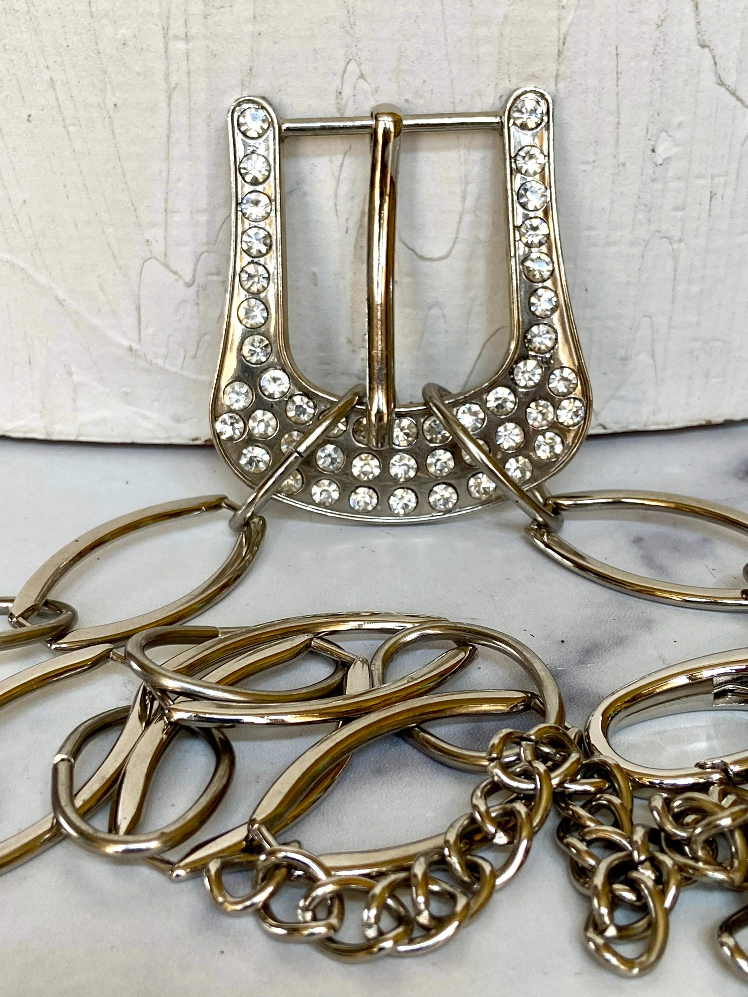Diamond buckle belt