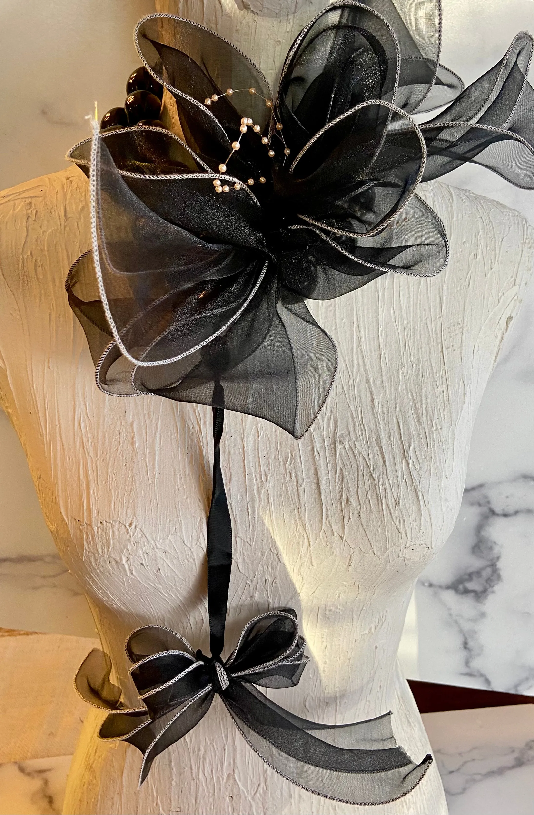 Fluffy black flower belt/ choker