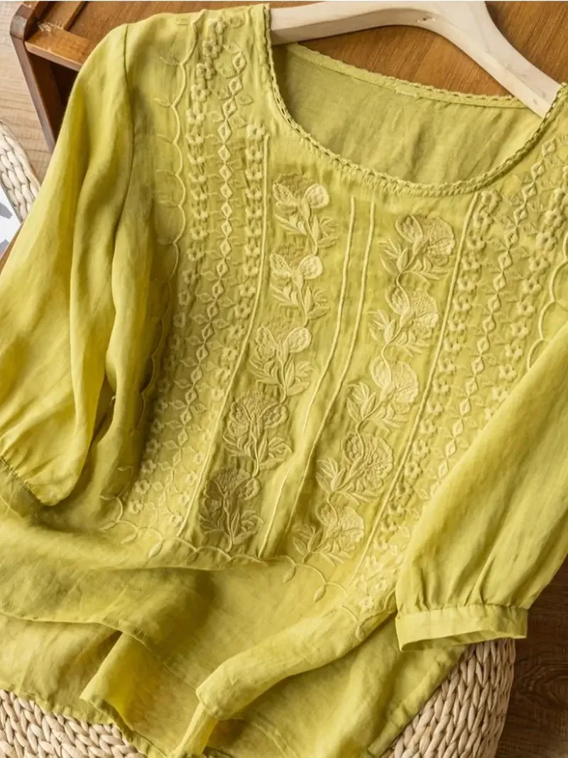 Rachel Embroidered Linen T-Shirt – Lightweight Elegance for Everyday Wear