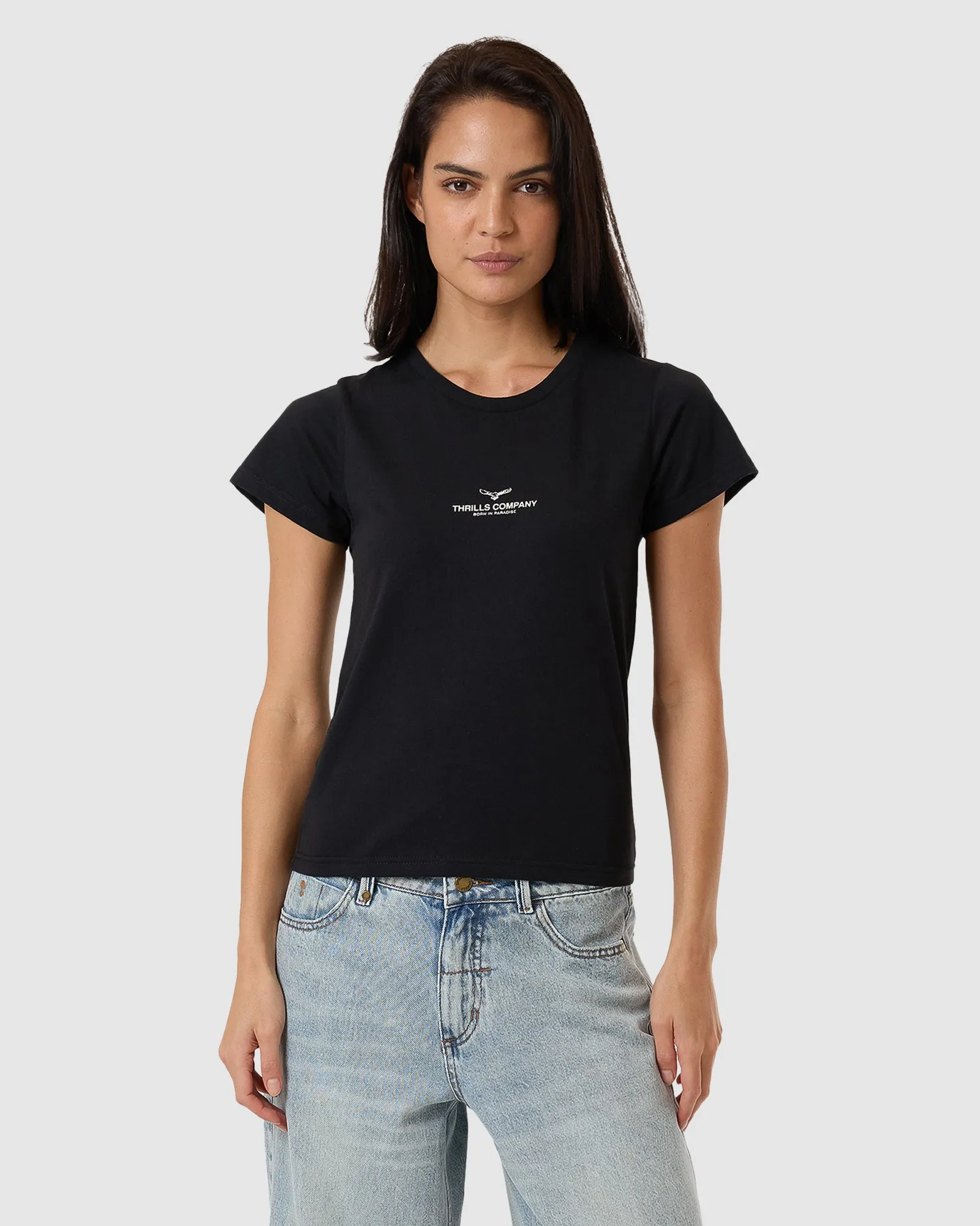 WOMENS EMBLEM OF STRENGTH EVERYDAY T-SHIRT