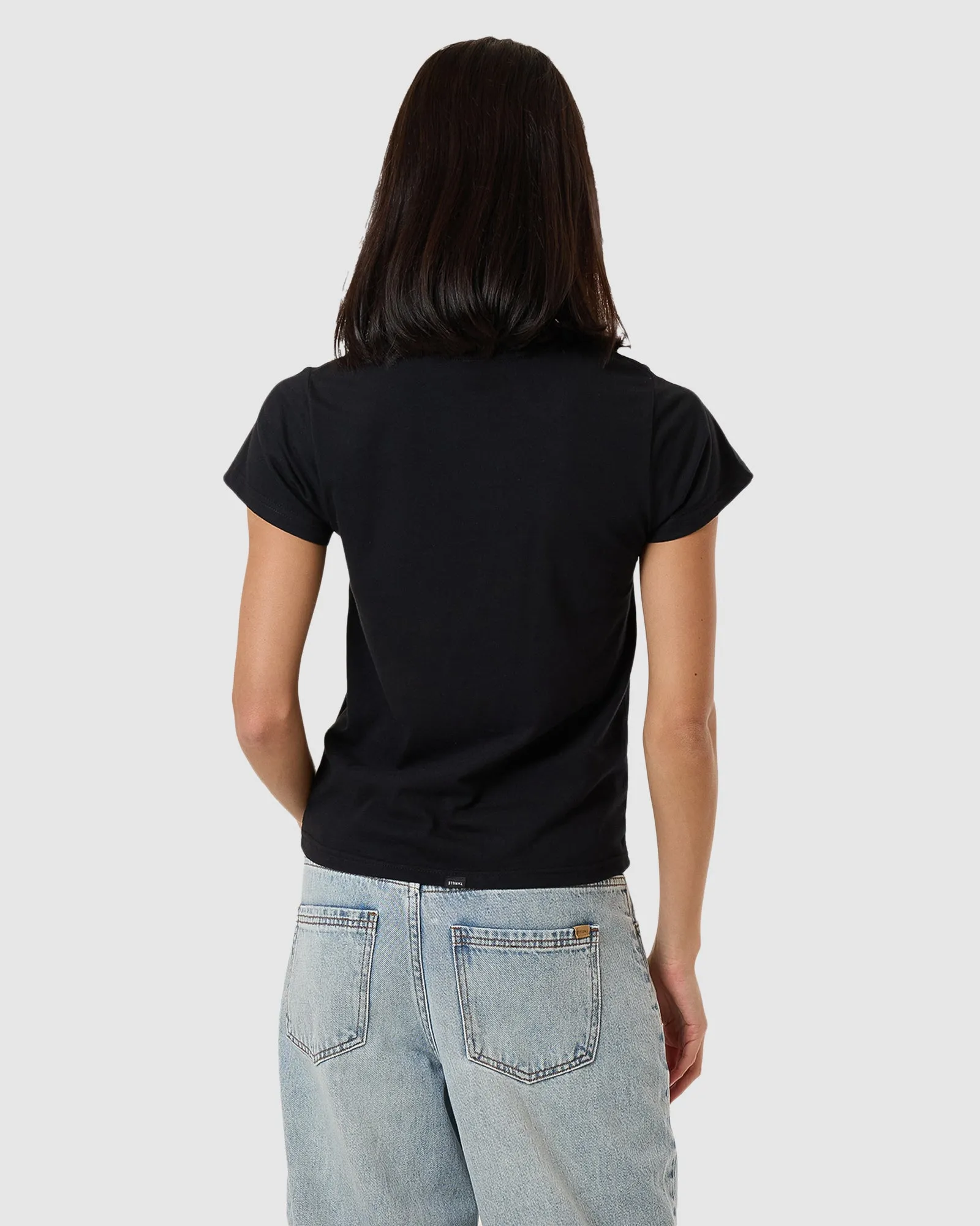 WOMENS EMBLEM OF STRENGTH EVERYDAY T-SHIRT